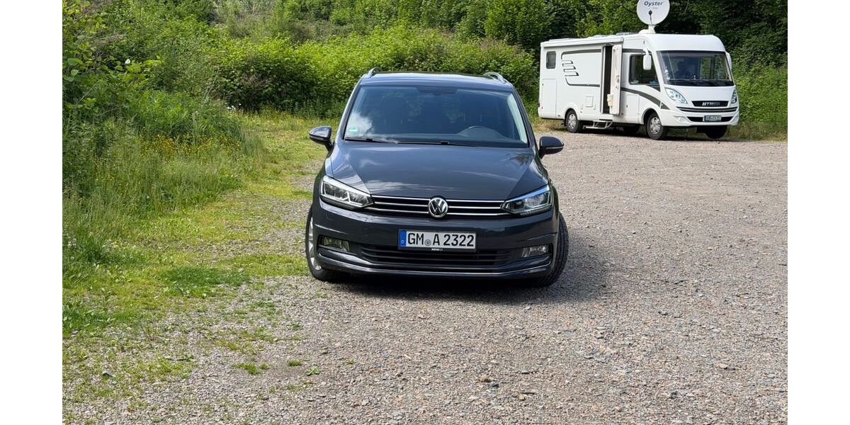 VW Touran 157.000 km 17.800 &euro; Gummersbach 51647