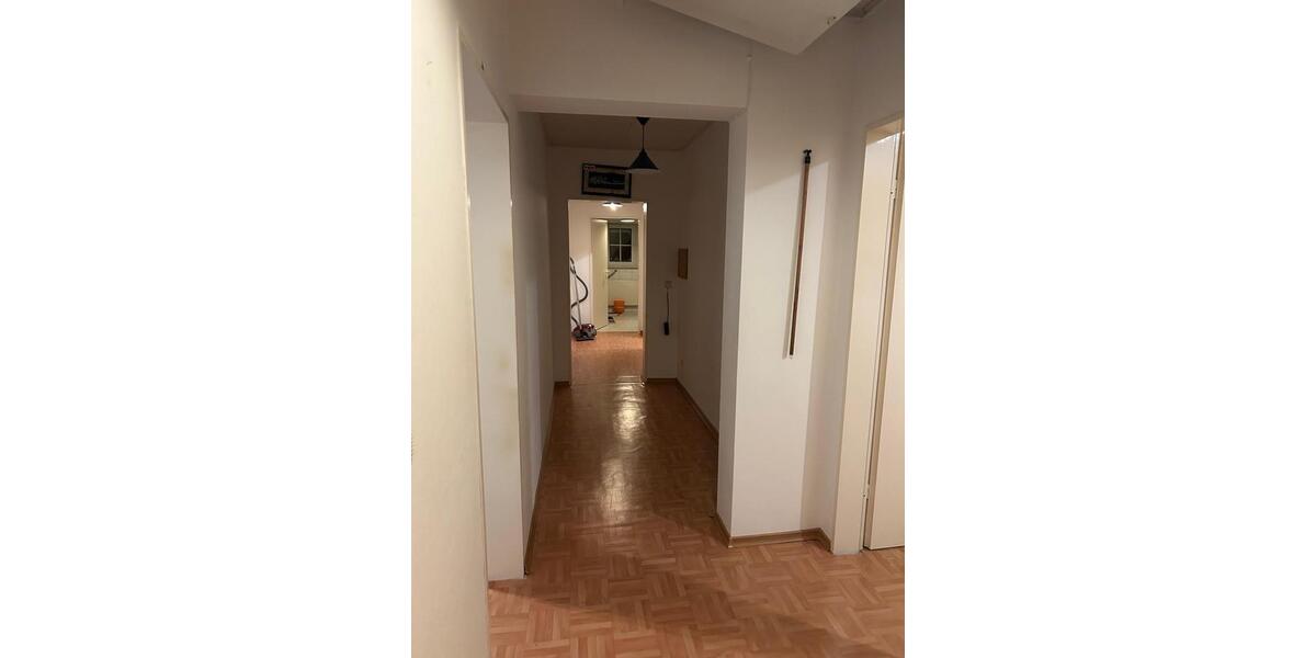 Dachgeschoßwohnung Meinerzhagen - 4 Zimmer, 79 m&sup2;, 450&euro; | Angebot:25370613