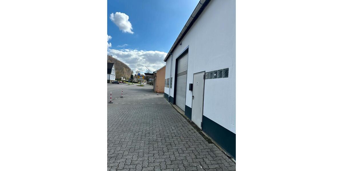 Gewerbeobjekt Gummersbach Berstig Süd - 1.000&euro; | Angebot:26348303