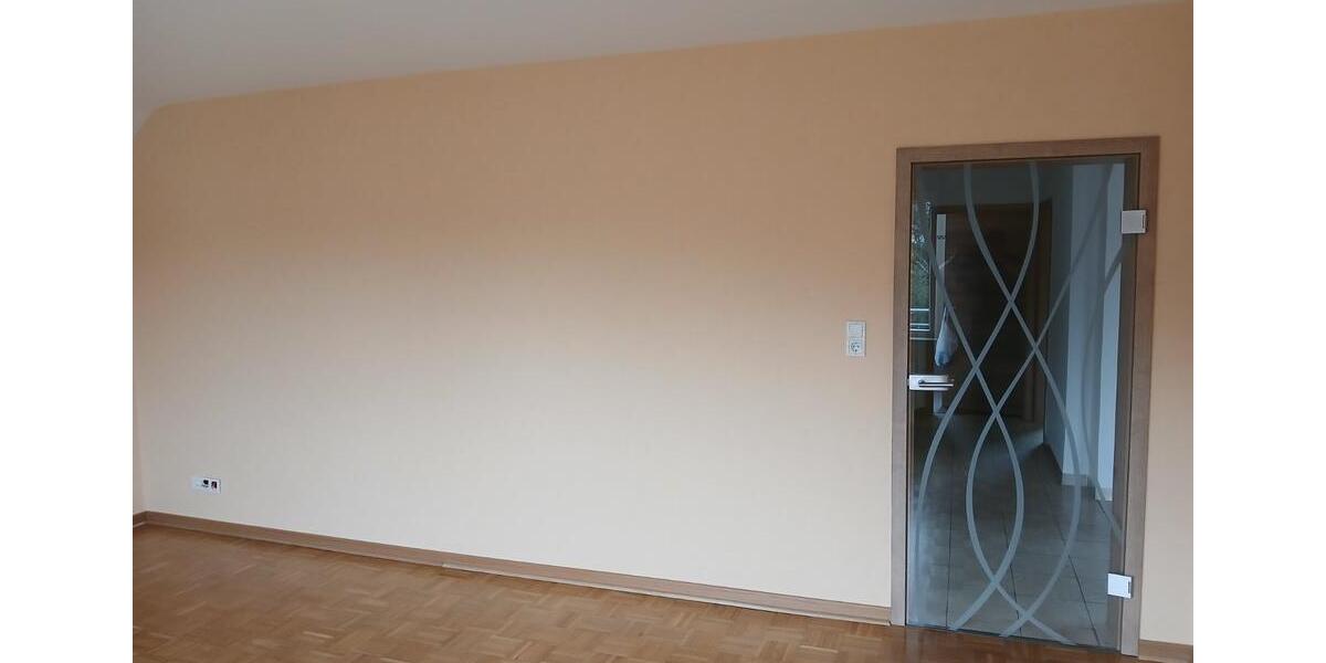 Etagenwohnung Windeck - 3 Zimmer, 85 m&sup2;, 750&euro; | Angebot:25936369