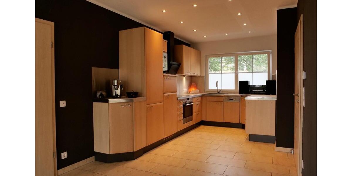Einfamilienhaus Waldbröl - 5 Zimmer, 196 m&sup2;, 495.000&euro; | Angebot:27021135