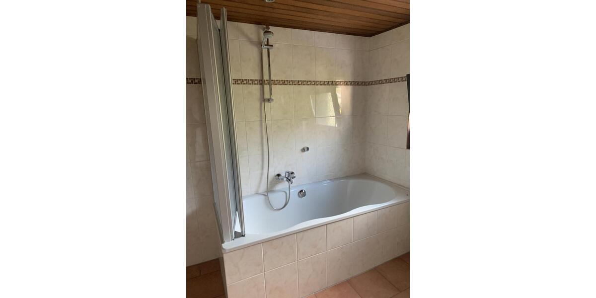 Etagenwohnung Eitorf - 2 Zimmer, 50 m&sup2;, 550&euro; | Angebot:26045513