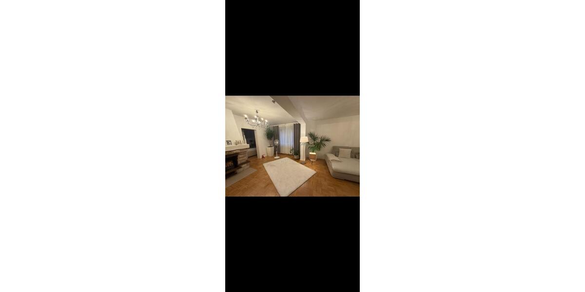 Etagenwohnung Werdohl - 4 Zimmer, 128 m&sup2;, 195.000&euro; | Angebot:27514322