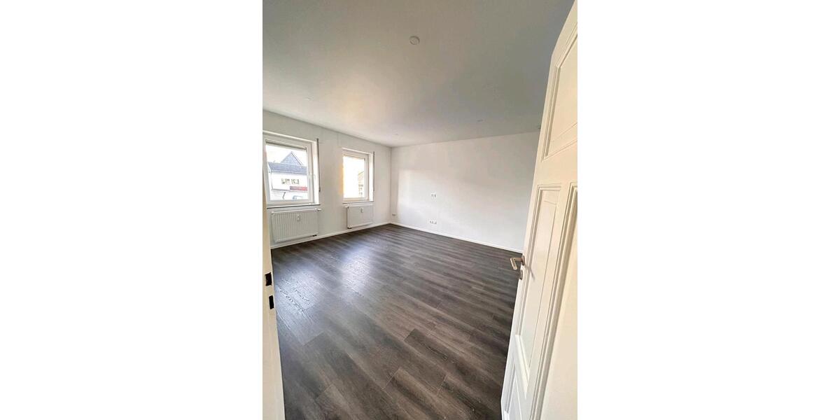 Etagenwohnung Waldbröl - 2 Zimmer, 85 m&sup2;, 750&euro; | Angebot:25569625