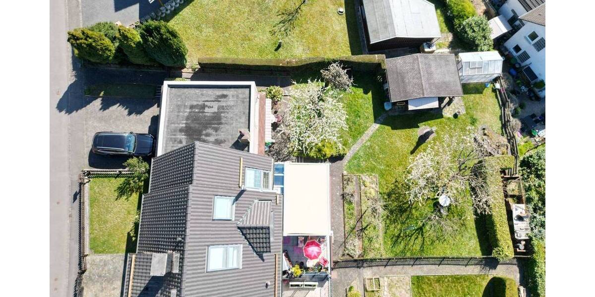 Einfamilienhaus Reichshof Eckenhagen - 7 Zimmer, 194 m&sup2;, 329.000&euro; | Angebot:25666272