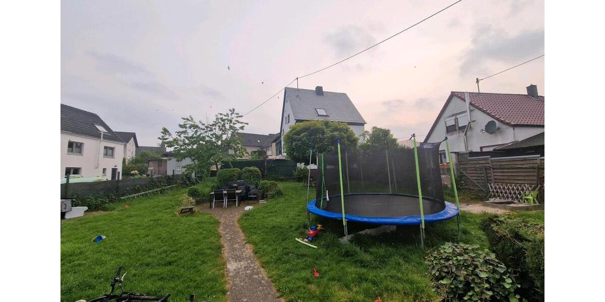 Einfamilienhaus Etzbach - 7 Zimmer, 200 m&sup2;, 1.200&euro; | Angebot:25341745