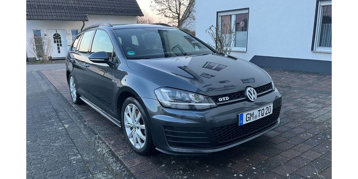 VW Golf 143.000 km 14.990 &euro; Gummersbach 51647