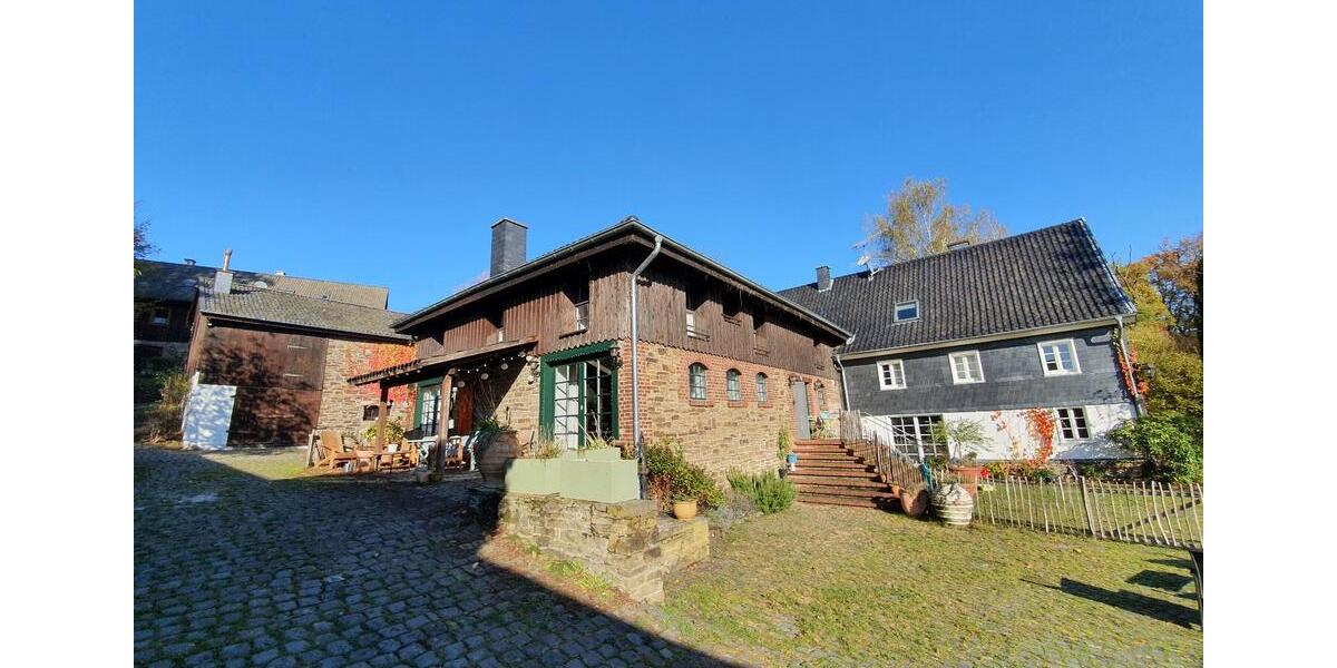 Einfamilienhaus Much - 4 Zimmer, 210 m&sup2;, 1.700&euro; | Angebot:25789631
