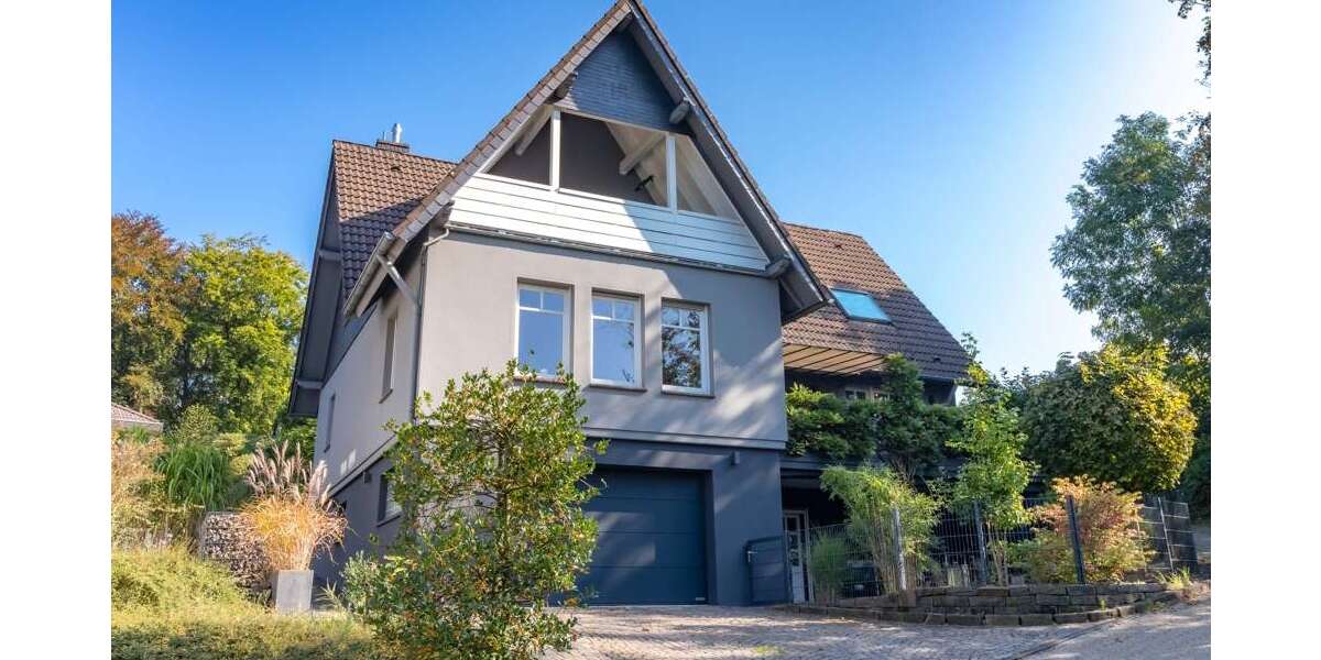Einfamilienhaus Wipperfürth - 5 Zimmer, 219 m&sup2;, 649.000&euro; | Angebot:23546991