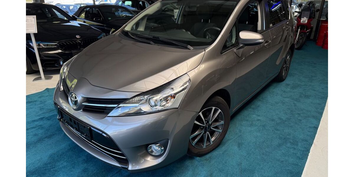 Toyota Verso 222.227 km 6.790 &euro; Freudenberg 57258