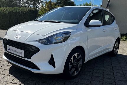 Hyundai i10 9.900 km 17.390 &euro; Bergneustadt 51702