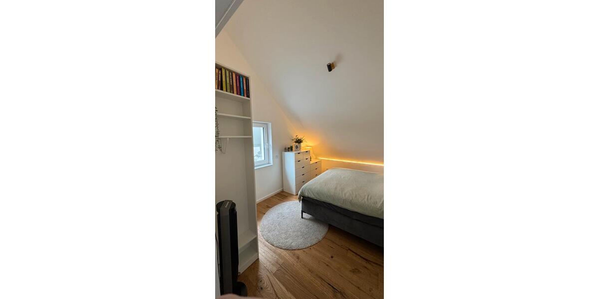 Dachgeschoßwohnung Gummersbach Berstig Süd - 3 Zimmer, 80 m&sup2;, 1.385&euro; | Angebot:27542049