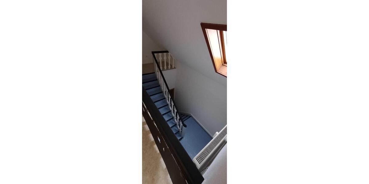 Dachgeschoßwohnung Lüdenscheid Staberg - 3 Zimmer, 80 m&sup2;, 460&euro; | Angebot:25882216