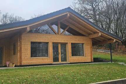 Haus Marienheide Eberg - 2 Zimmer, 80 m&sup2;, 1.450&euro; | Angebot:26469604