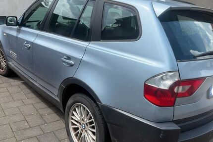 BMW X3 142.000 km 5.400 &euro; Hückeswagen 42499