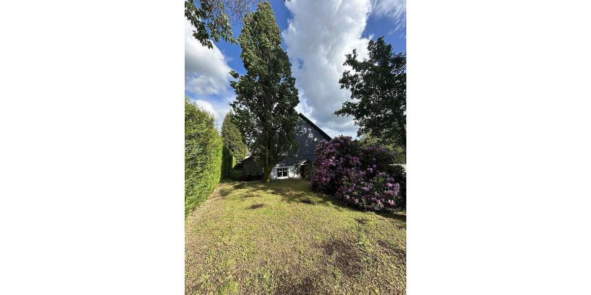 Einfamilienhaus Wiehl - 9 Zimmer, 250 m&sup2;, 679.000&euro; | Angebot:25654227