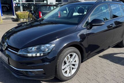 VW Golf 113.588 km 13.776 &euro; Wipperfürth 51688