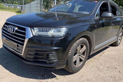Audi Q7 250.000 km 21.700 &euro; Luedenscheid 58511