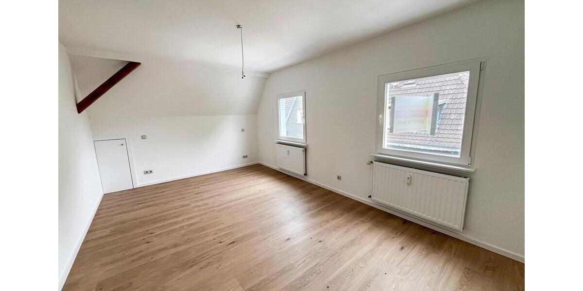 Dachgeschoßwohnung Wissen - 2 Zimmer, 91 m&sup2;, 800&euro; | Angebot:26544360