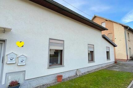 Wohnung Gummersbach Berstig Süd - 3 Zimmer, 85 m&sup2;, 680&euro; | Angebot:25640083