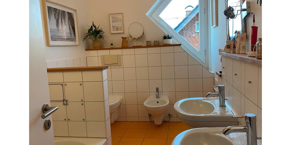 Einfamilienhaus Marienheide - 8 Zimmer, 206 m&sup2;, 590.000&euro; | Angebot:25841984
