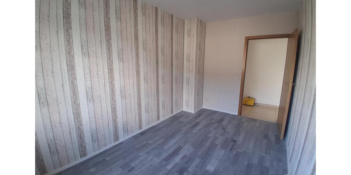 Etagenwohnung Wiehl - 4 Zimmer, 101 m&sup2;, 960&euro; | Angebot:25920076