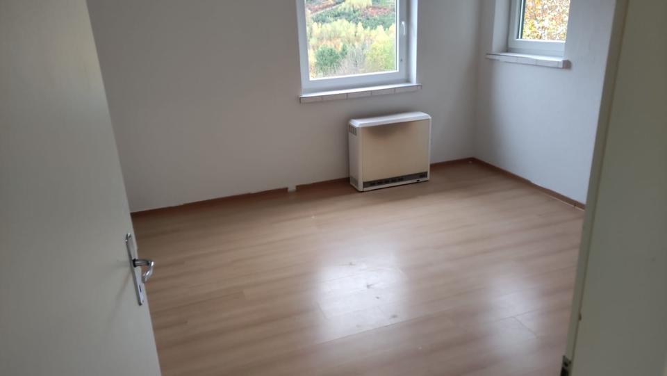 Etagenwohnung Gummersbach Hepel - 3 Zimmer, 73 m&sup2;, 900&euro; | Angebot:26044682