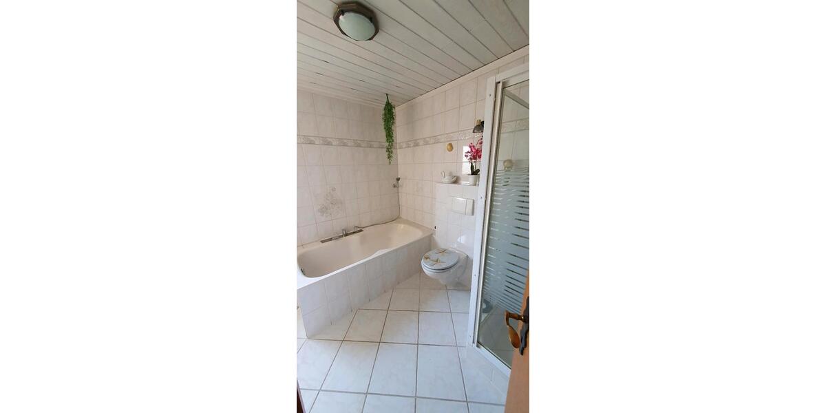 Bungalow Wissen - 6 Zimmer, 145 m&sup2;, 2.250&euro; | Angebot:25811588