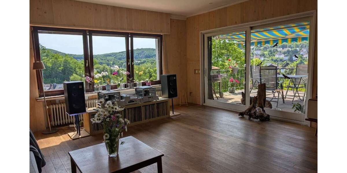 Etagenwohnung Gummersbach Berstig Süd - 2 Zimmer, 93 m&sup2;, 179.000&euro; | Angebot:26943062