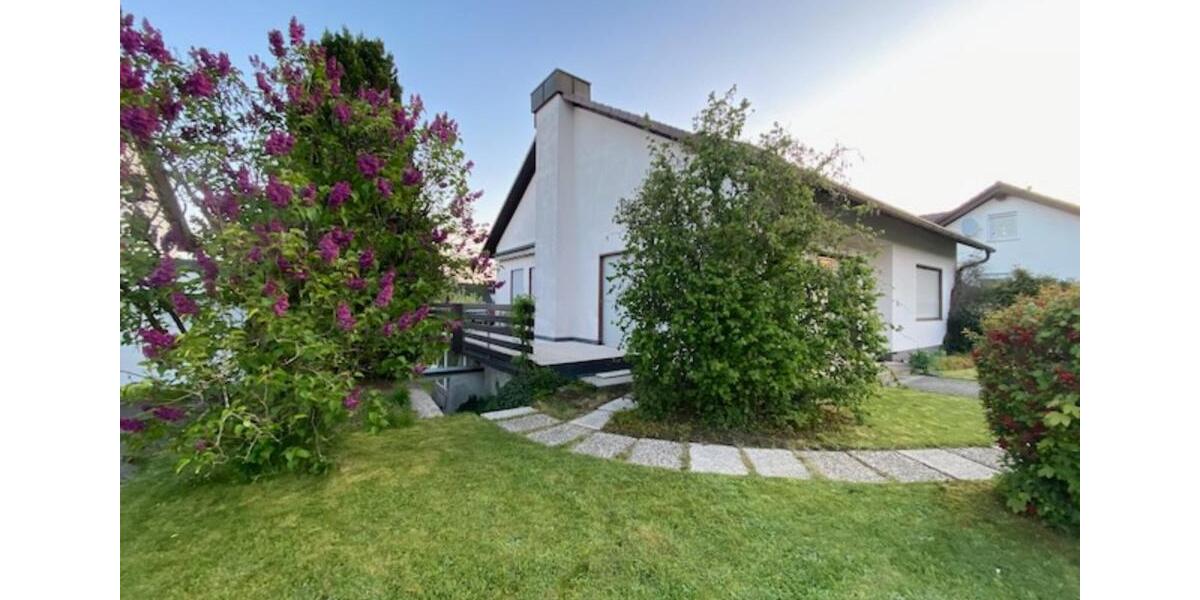 Einfamilienhaus Olpe - 7 Zimmer, 215 m&sup2;, 495.000&euro; | Angebot:25804105