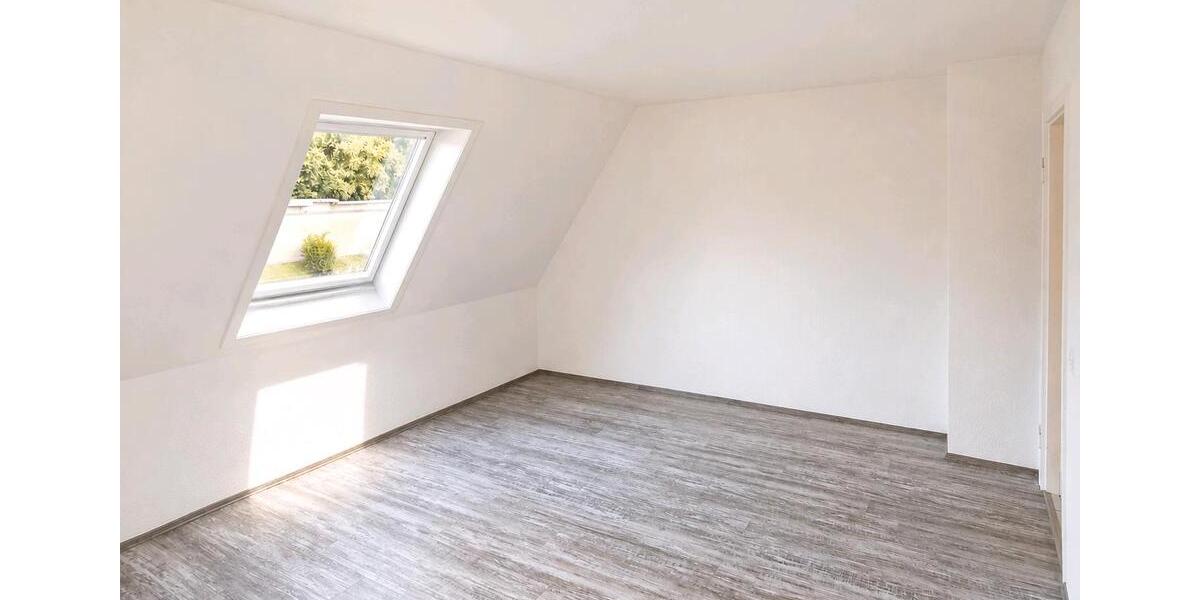 Dachgeschoßwohnung Plettenberg - 2 Zimmer, 51 m&sup2;, 310&euro; | Angebot:27564419