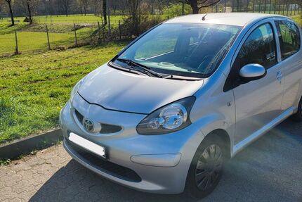 Toyota Aygo (X) 158.980 km 1.899 &euro; Overath 51491