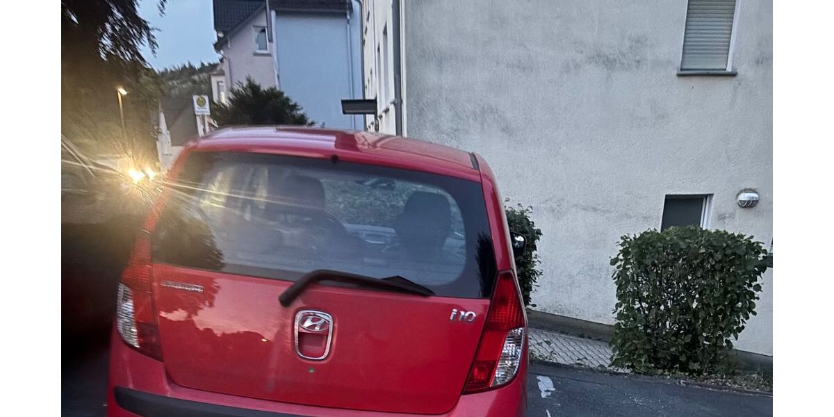 Hyundai i10 177.700 km 2.455 &euro; Halver 58553