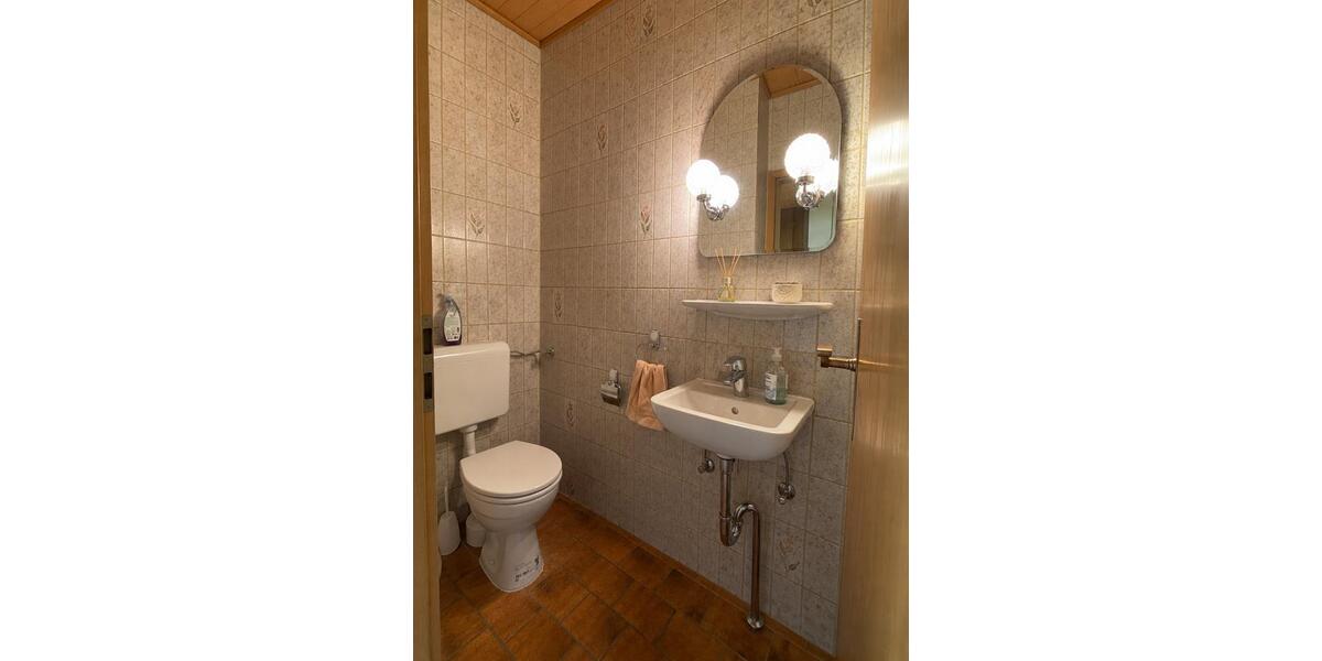 Einfamilienhaus Gummersbach Hepel - 6 Zimmer, 198 m&sup2;, 290.000&euro; | Angebot:27182932