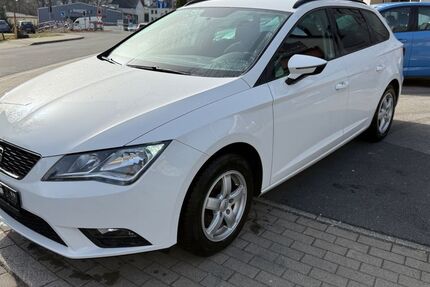 Seat Leon 111.000 km 7.749 &euro; Lüdenscheid 58515