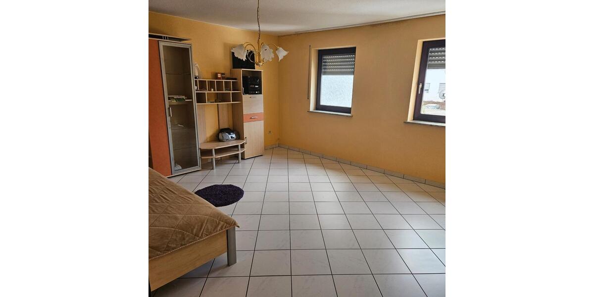 Etagenwohnung Lindlar - 3 Zimmer, 80 m&sup2;, 800&euro; | Angebot:27581292