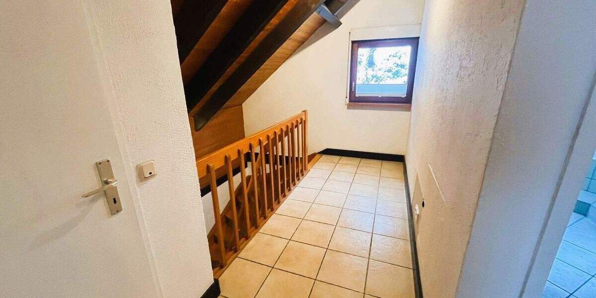 Einfamilienhaus Wiehl - 4 Zimmer, 152 m&sup2;, 349.000&euro; | Angebot:25796901