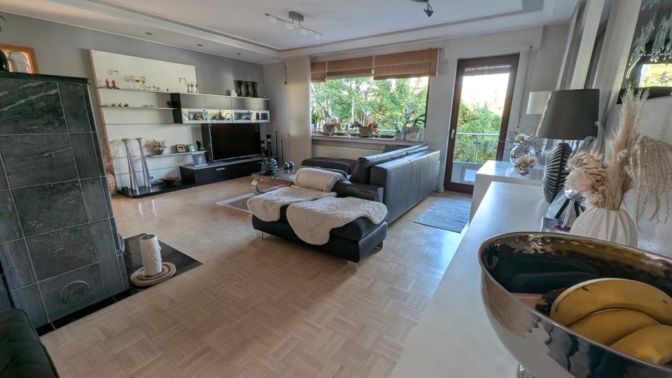 Einfamilienhaus Reichshof - 10 Zimmer, 171 m&sup2;, 579.000&euro; | Angebot:26059938