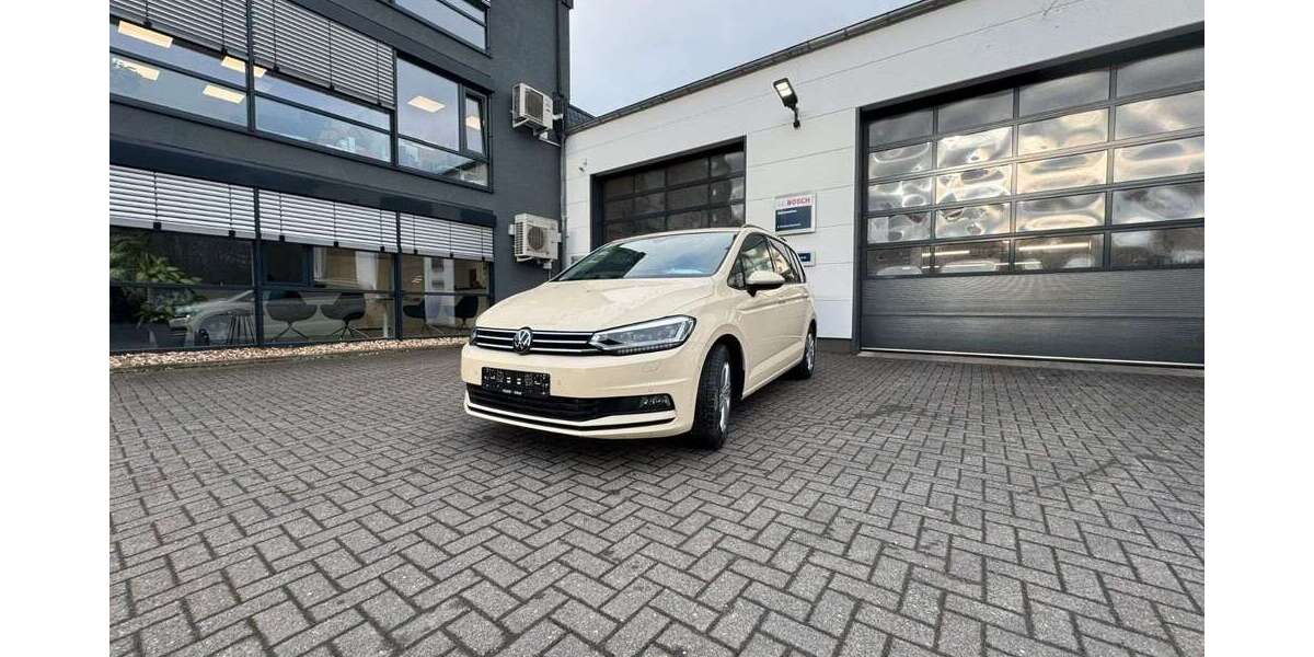 VW Touran 30.000 km 35.105 &euro; Nümbrecht 51588