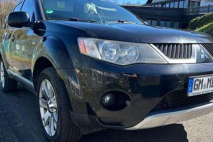 Mitsubishi Outlander 317.500 km 2.500 &euro; gummersbach 51645