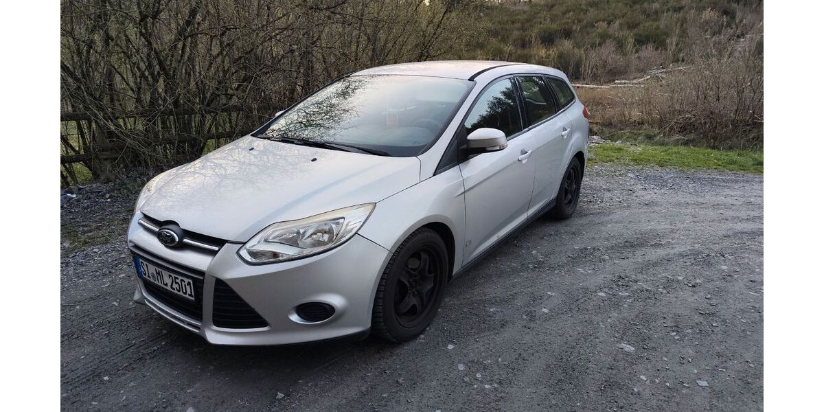 Ford Focus 209.500 km 1.400 &euro; Attendorn 57439