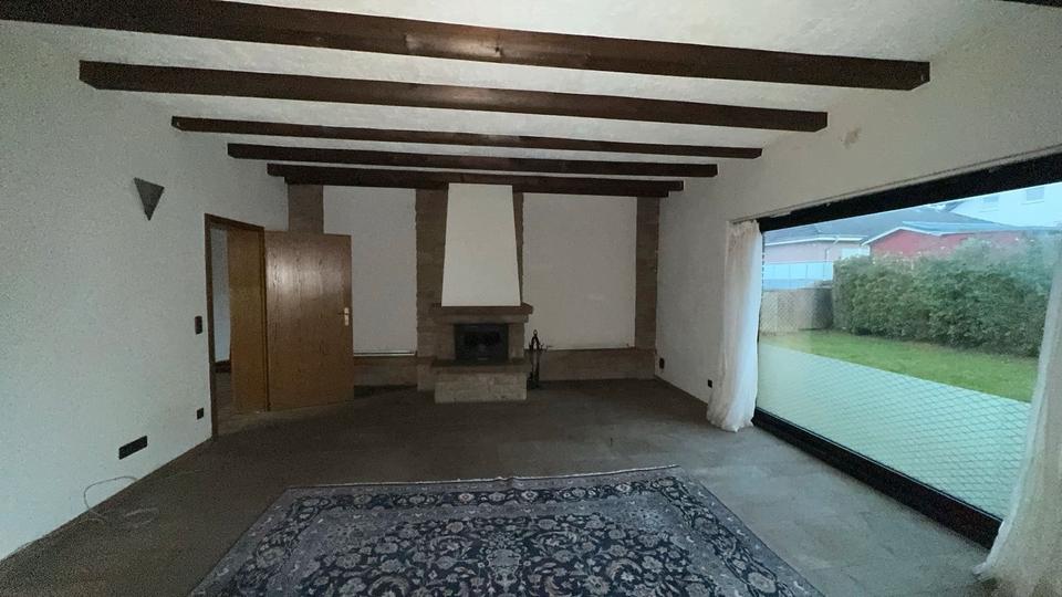 Einfamilienhaus Wenden - 6 Zimmer, 181 m&sup2;, 2.000&euro; | Angebot:25307307