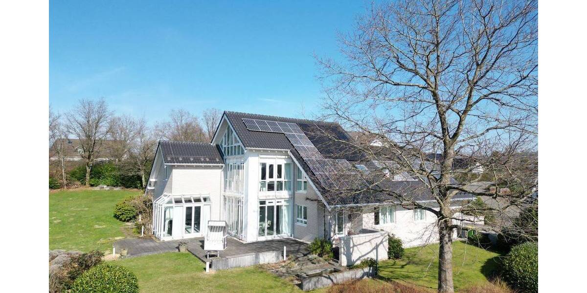 Einfamilienhaus Reichshof Eckenhagen - 1 Zimmer, 379 m&sup2;, 869.000&euro; | Angebot:25982988