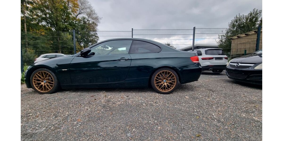 BMW 330 206.000 km 9.500 &euro; Engelskirchen 51766