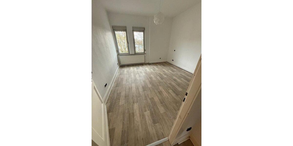 Etagenwohnung Plettenberg - 3 Zimmer, 112 m&sup2;, 600&euro; | Angebot:26459537