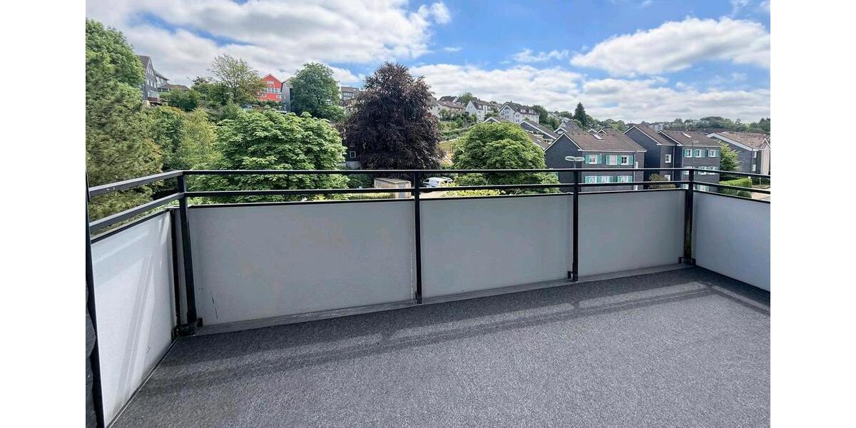 Terrassenwohnung Hückeswagen - 4 Zimmer, 95 m&sup2;, 249.000&euro; | Angebot:27162600