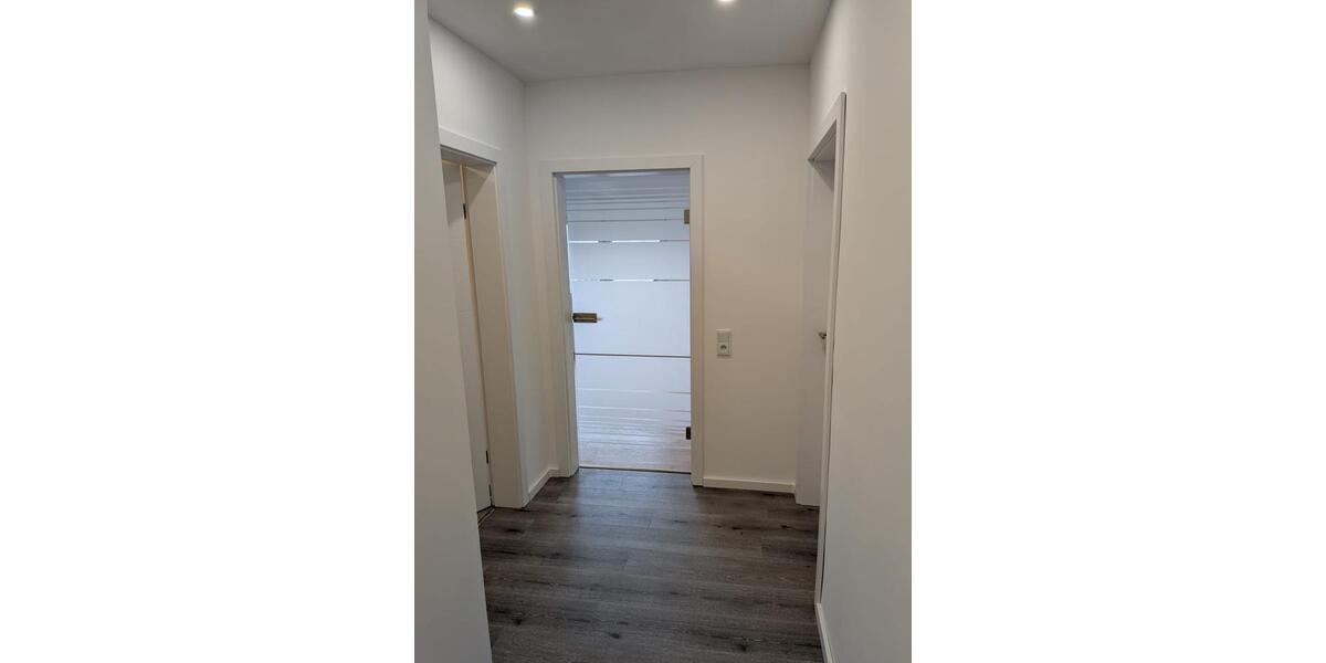 Dachgeschoßwohnung Gummersbach Berstig Süd - 3 Zimmer, 70 m&sup2;, 900&euro; | Angebot:24817253