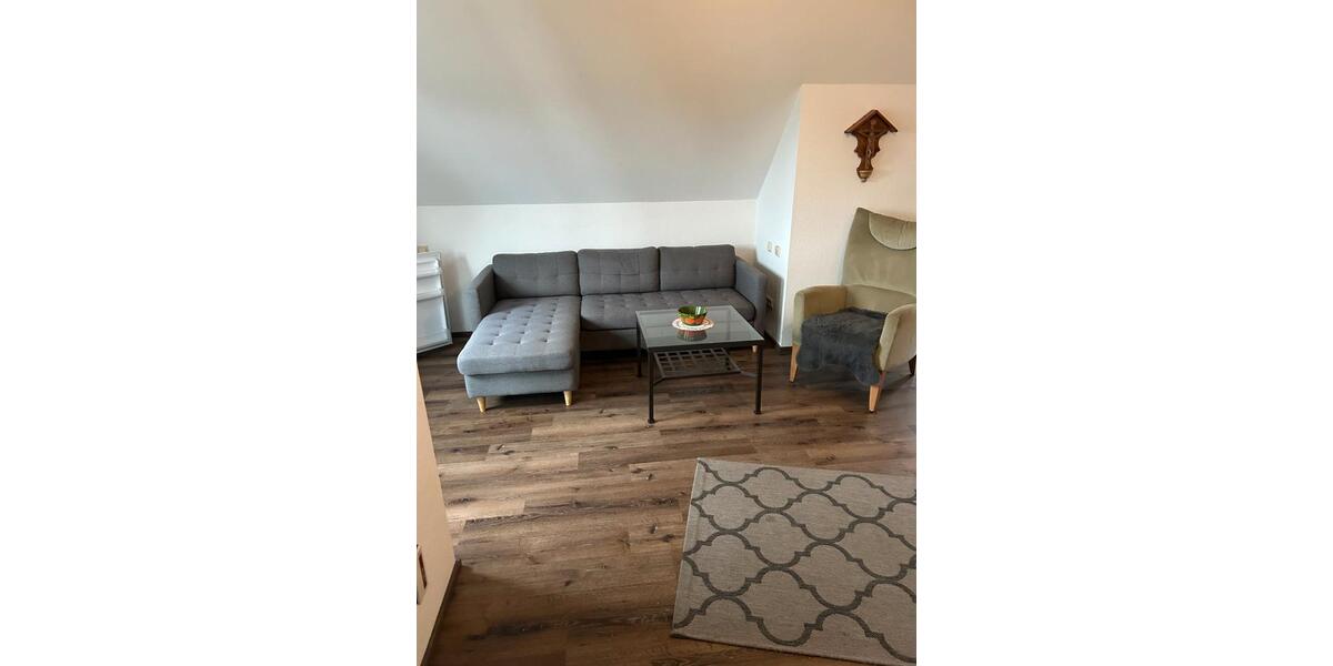 Etagenwohnung Lindlar - 4 Zimmer, 50 m&sup2;, 600&euro; | Angebot:26028912