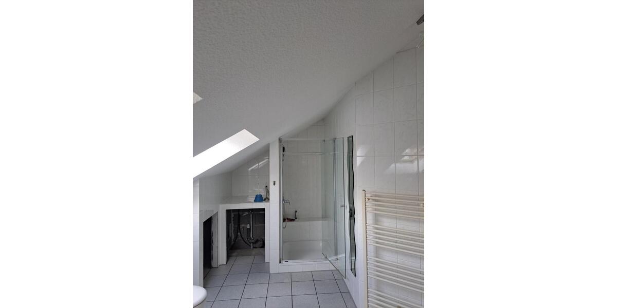 Etagenwohnung Lindlar - 3 Zimmer, 130 m&sup2;, 1.400&euro; | Angebot:25929431