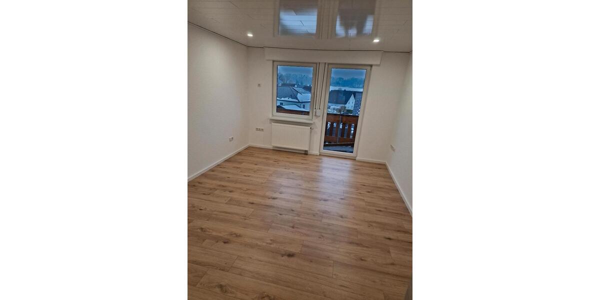 Doppelhaushälfte Reichshof - 4 Zimmer, 125 m&sup2;, 1.500&euro; | Angebot:25384123